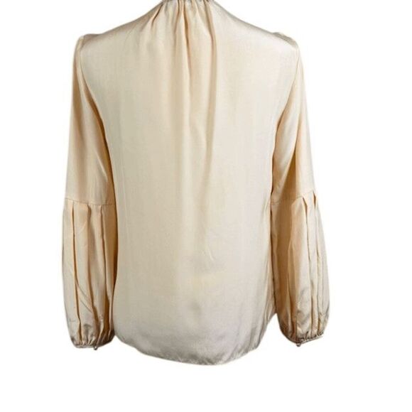 Alice & Trixie Silk Blouse Peach Keyhole Neck Gold Ball Closure Pintucks Size XS - Picture 5 of 12